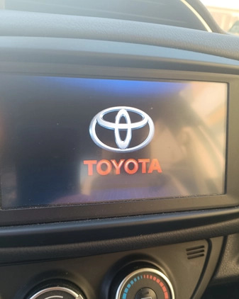 Toyota Yaris cena 54999 przebieg: 72000, rok produkcji 2020 z Warszawa małe 232